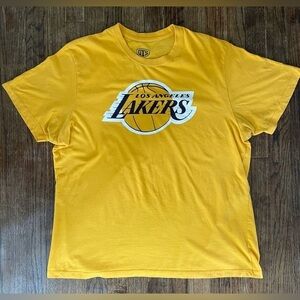 Mens OTS Los Angeles Lakers Tshirt Size XL EUC